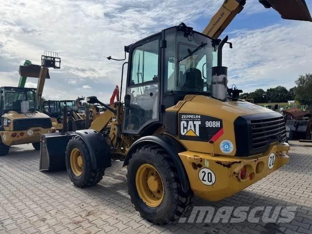 CAT 908 H Gumikerekes homlokrakodók