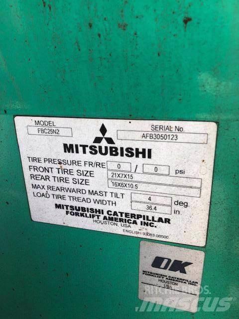 Mitsubishi FBC25N Elektromos targoncák