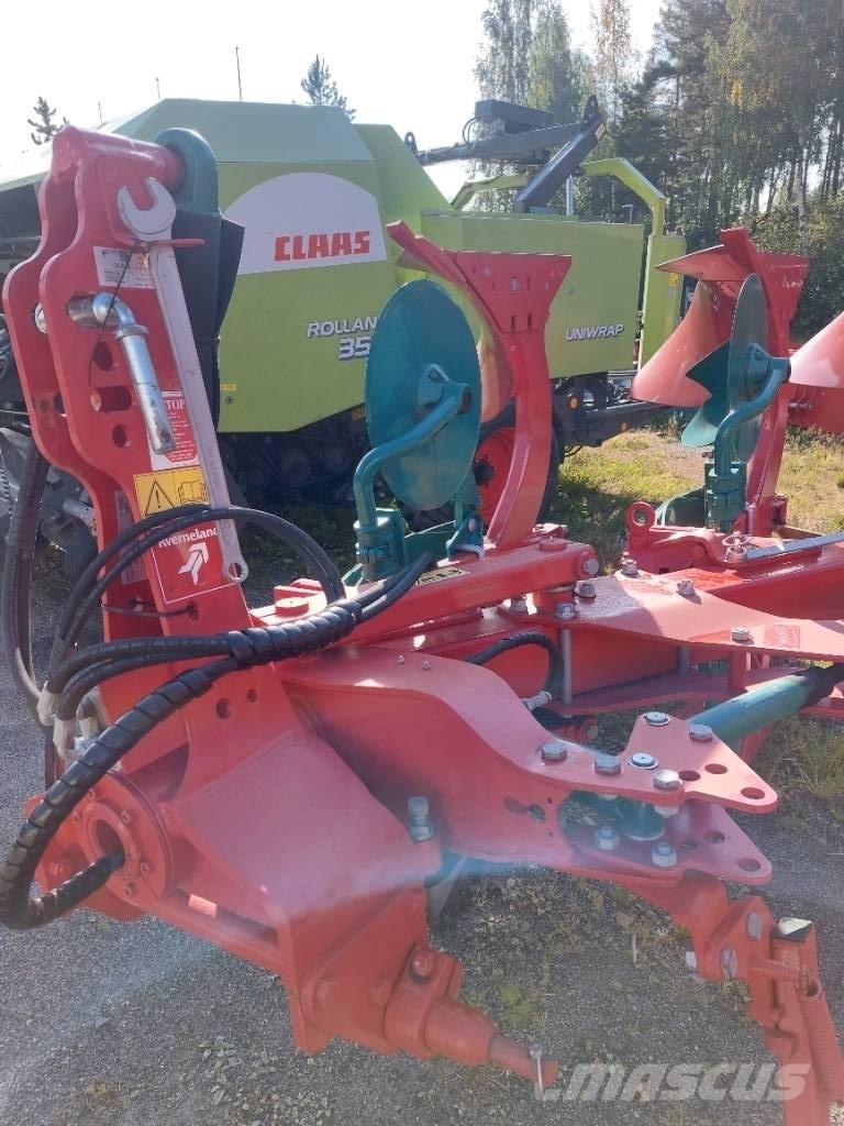 Kverneland 150S Váltvaforgató ekék