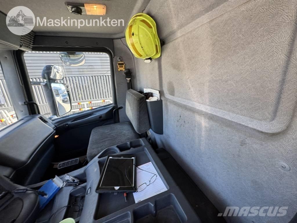 Scania P 94 D Műszaki mentők