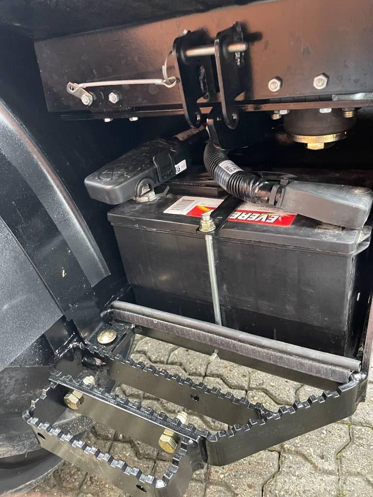 Gehl AL550 Mini homlokrakodók