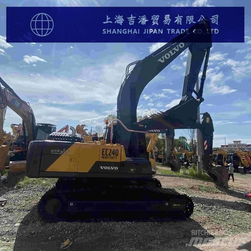 Volvo EC 240 Lánctalpas kotrók