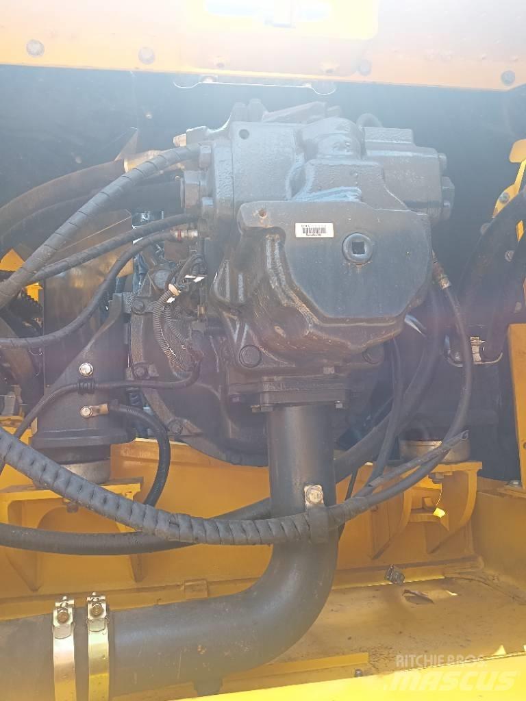 Komatsu pc360 Lánctalpas kotrók