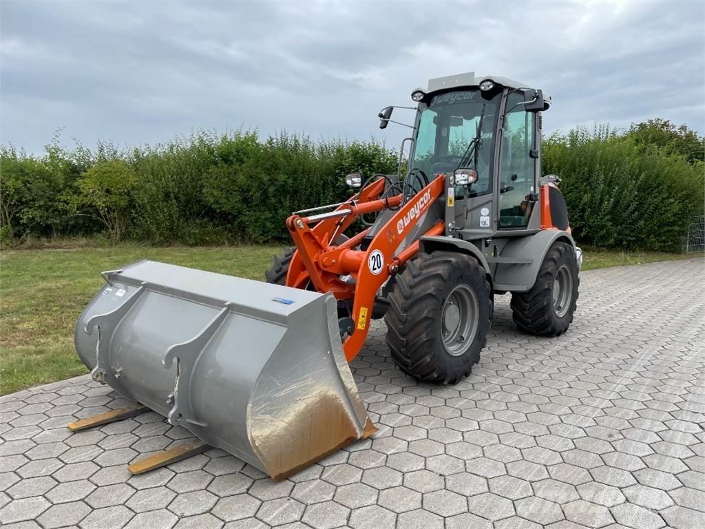 Atlas AR440SL Gumikerekes homlokrakodók