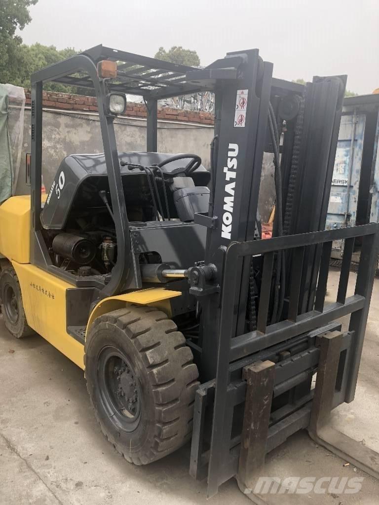 Komatsu 5 Ton Dízel targoncák