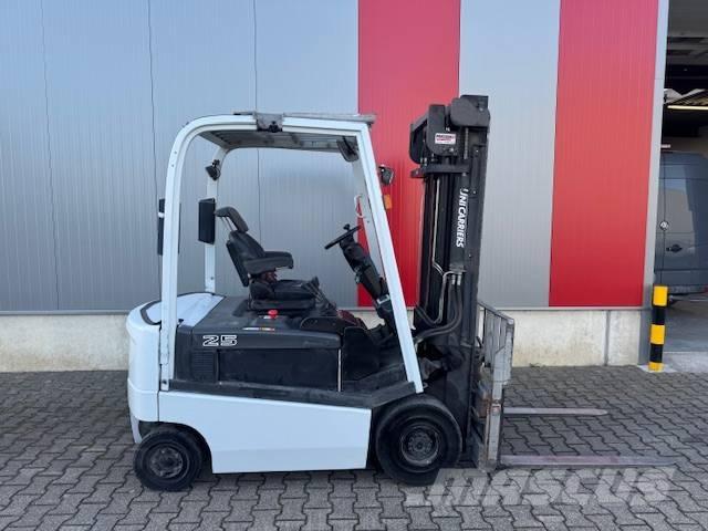 UniCarriers 1Q2L25Q Elektromos targoncák