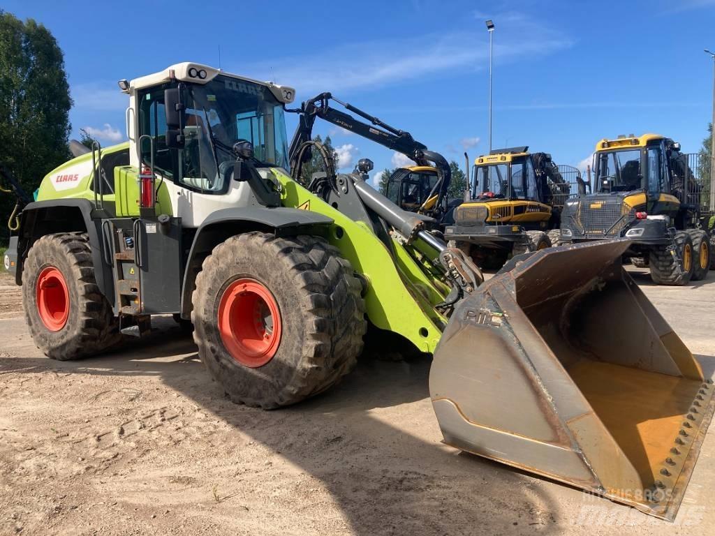 CLAAS Torion 1812 Gumikerekes homlokrakodók