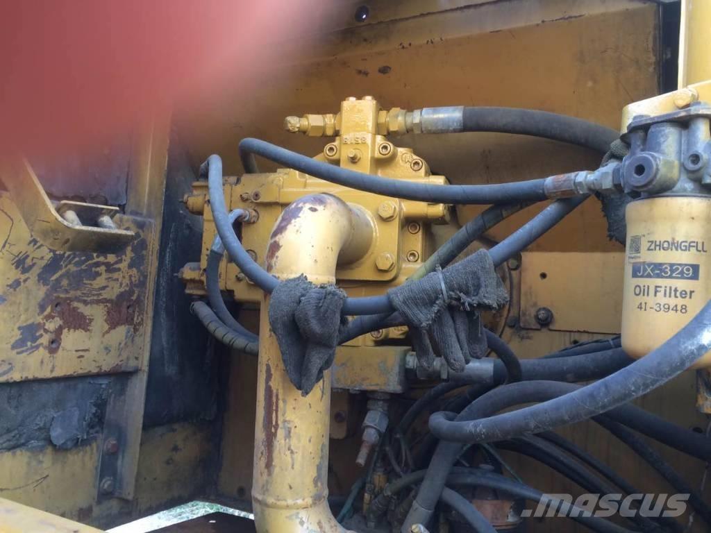 CAT 325 B Lánctalpas kotrók