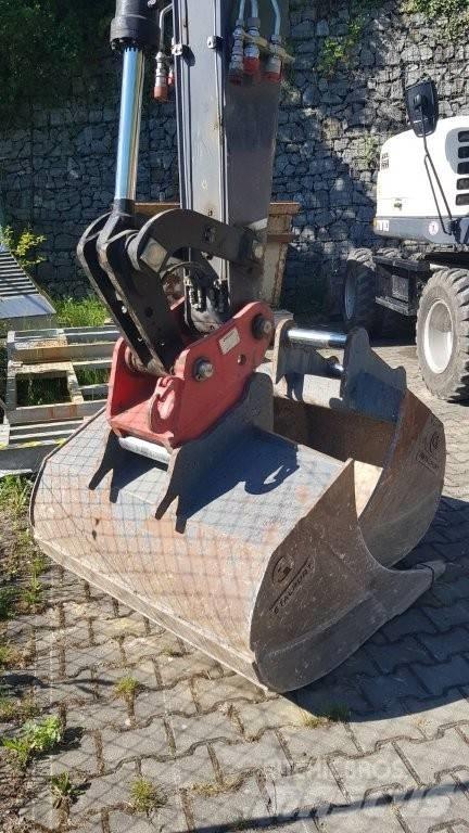 Schaeff TW 110 Gumikerekes kotrók