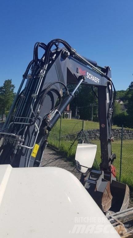 Schaeff TW 110 Gumikerekes kotrók