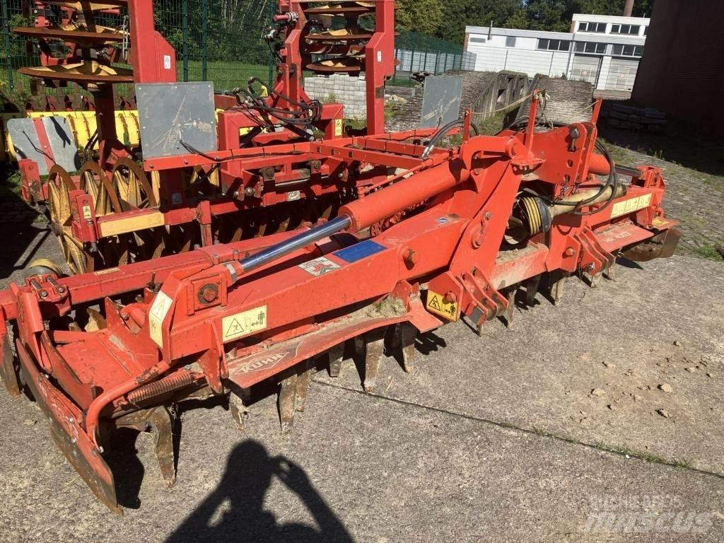 Kuhn HR 4003 DR Kardánhajtású ekék és Forgó-boronák