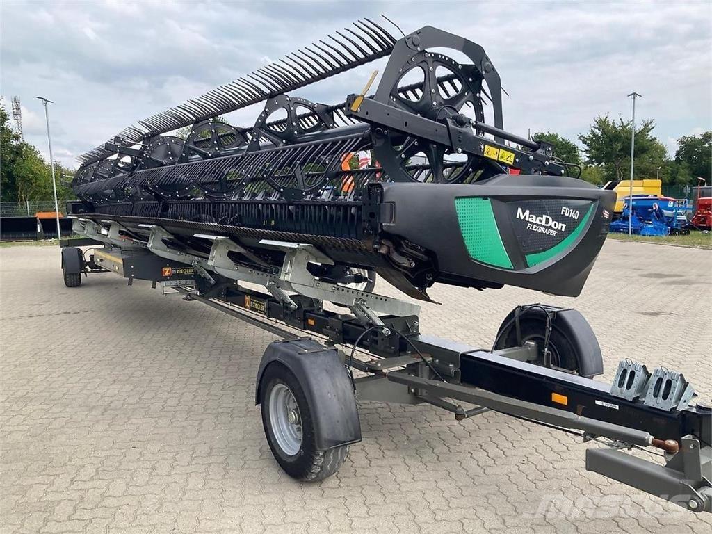 MacDon FD 140 Kombájn tartozékok