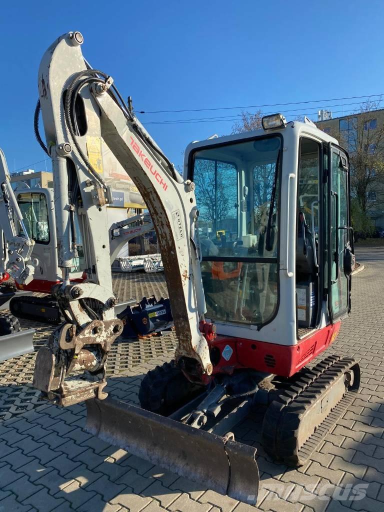 Takeuchi TB216 V4 Mini kotrók < 7t