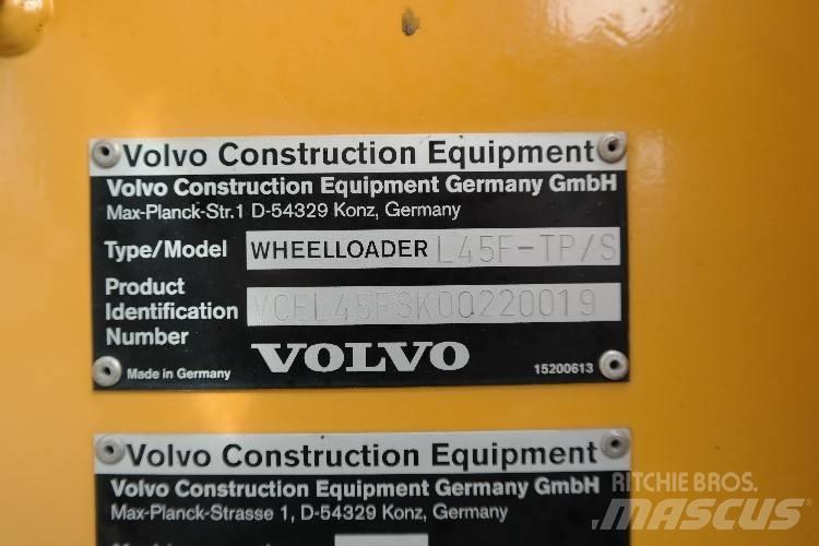 Volvo L 45 F Gumikerekes homlokrakodók