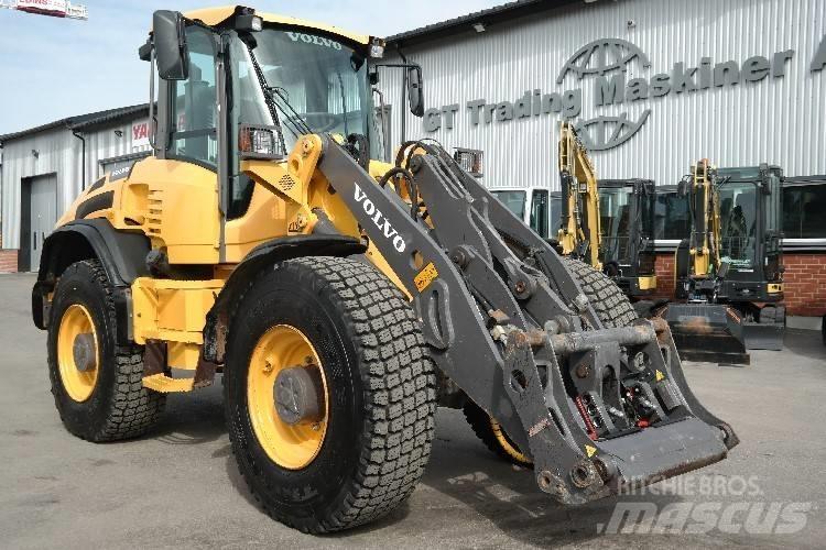 Volvo L 45 F Gumikerekes homlokrakodók
