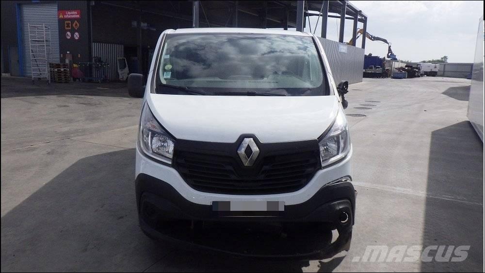 Renault Trafic Dobozos