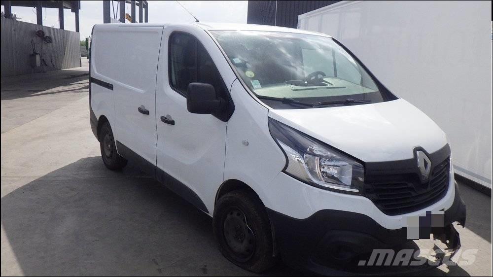 Renault Trafic Dobozos