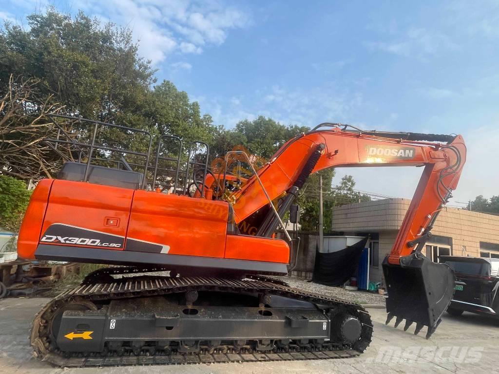 Doosan DX300LC-9C Lánctalpas kotrók
