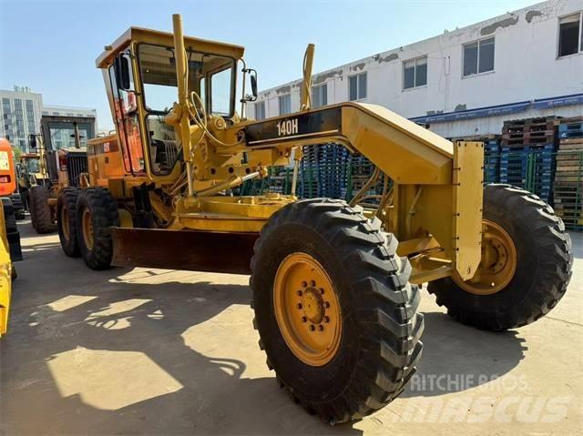CAT 140 H VHP Gréderek