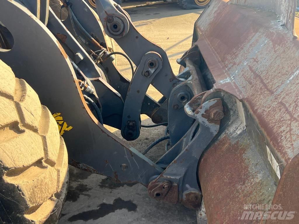 Volvo L 70 H Gumikerekes homlokrakodók