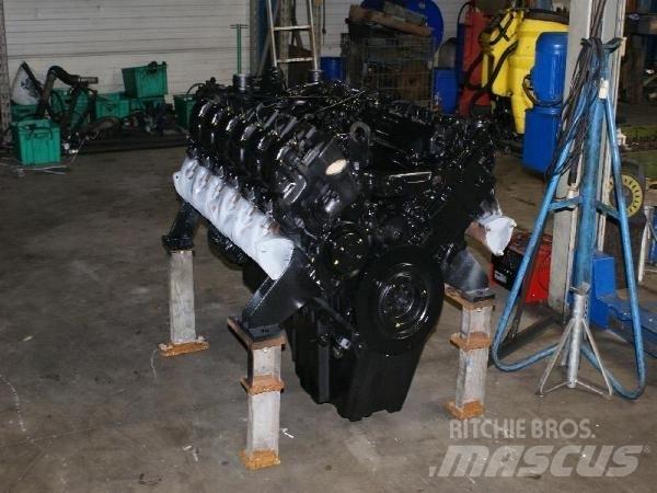 Mercedes-Benz OM404 Motorok
