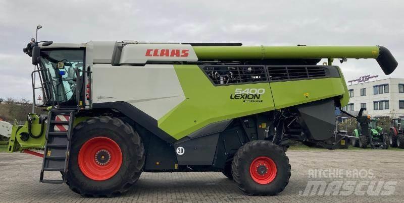 CLAAS LEXION 5400 Kombájnok