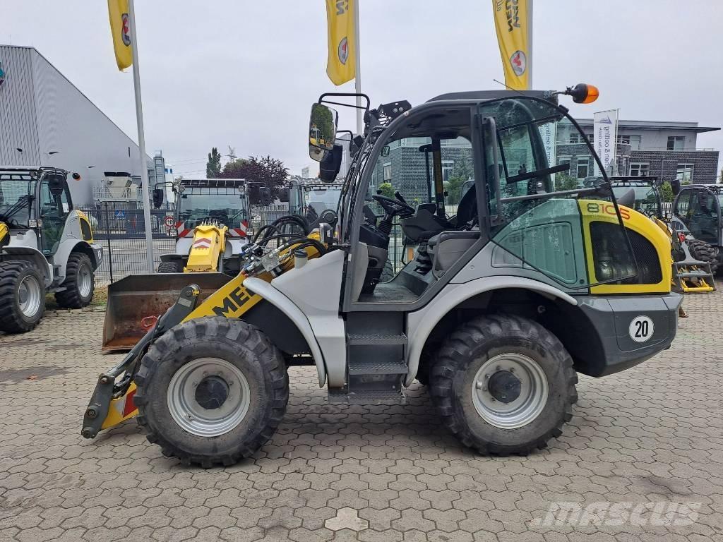Kramer 8105 Gumikerekes homlokrakodók
