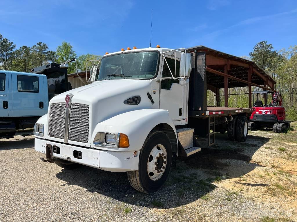 Kenworth T 360 Platós / Ponyvás teherautók