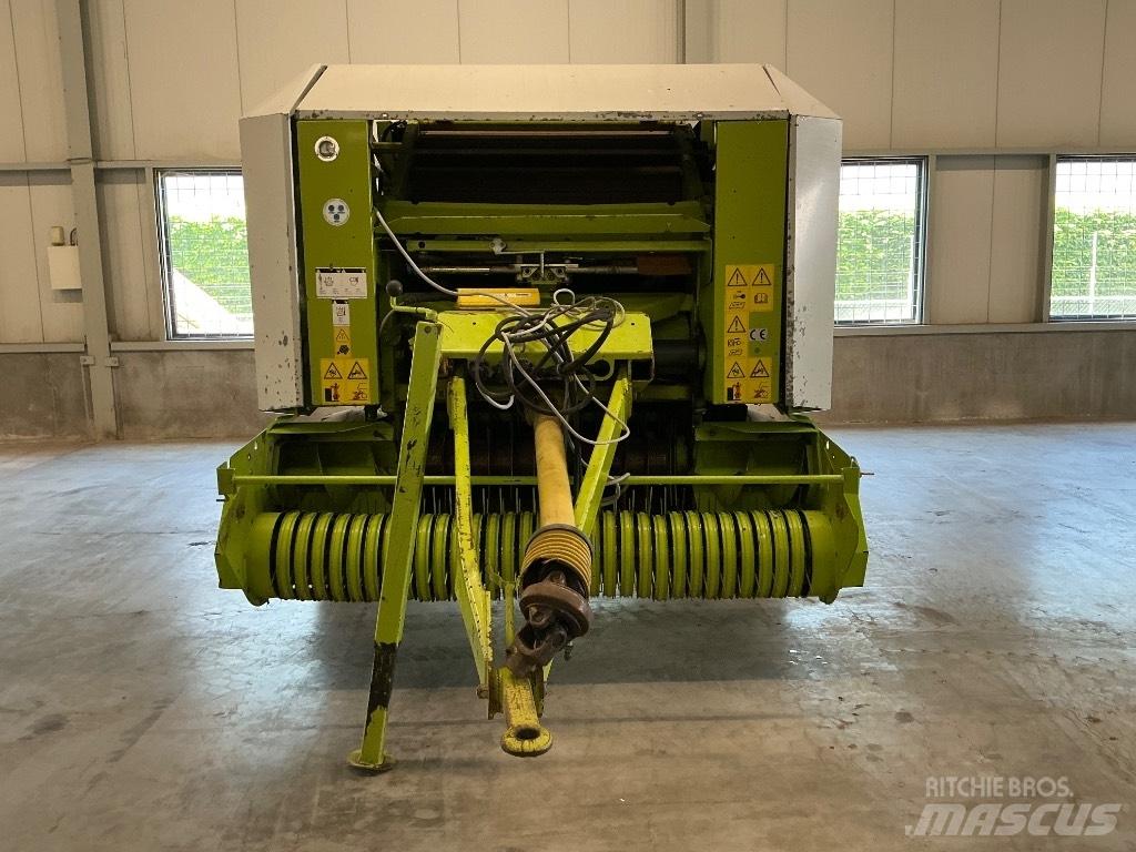 CLAAS Rollant 240 Körbálázók