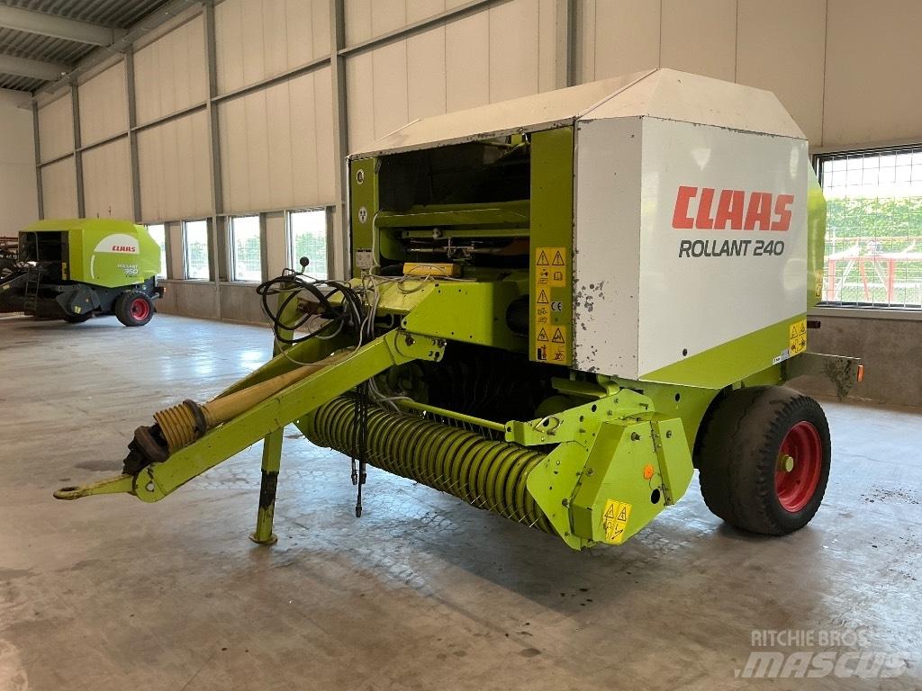CLAAS Rollant 240 Körbálázók