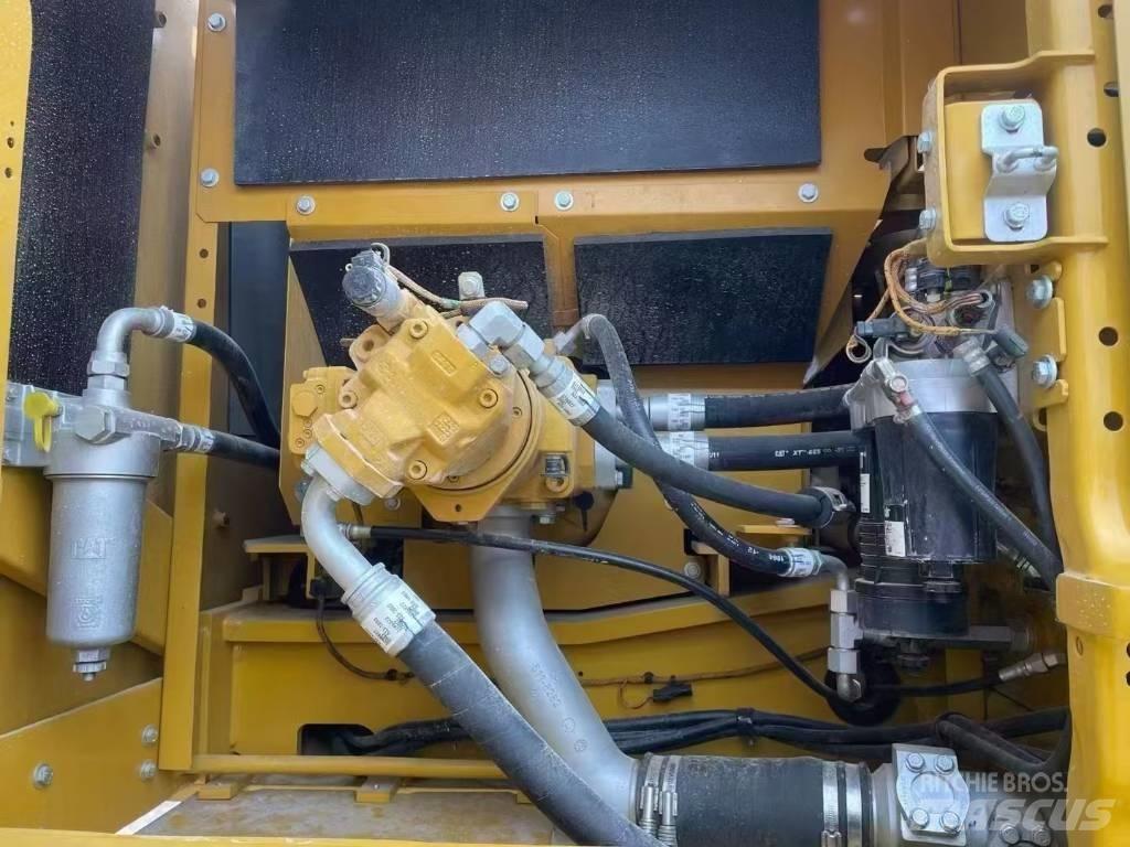 CAT 336GC Lánctalpas kotrók