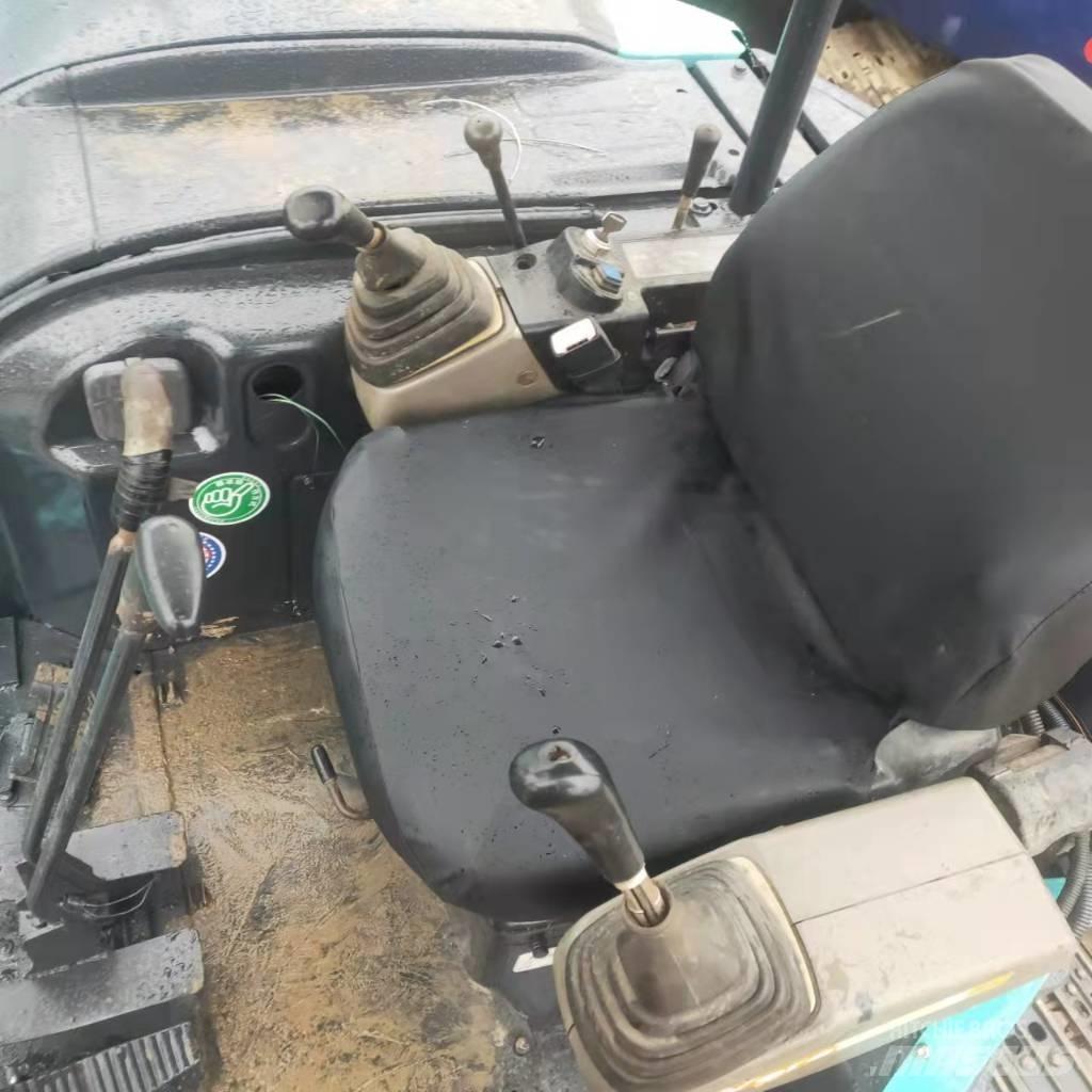 Kobelco SK45SR Mini kotrók < 7t