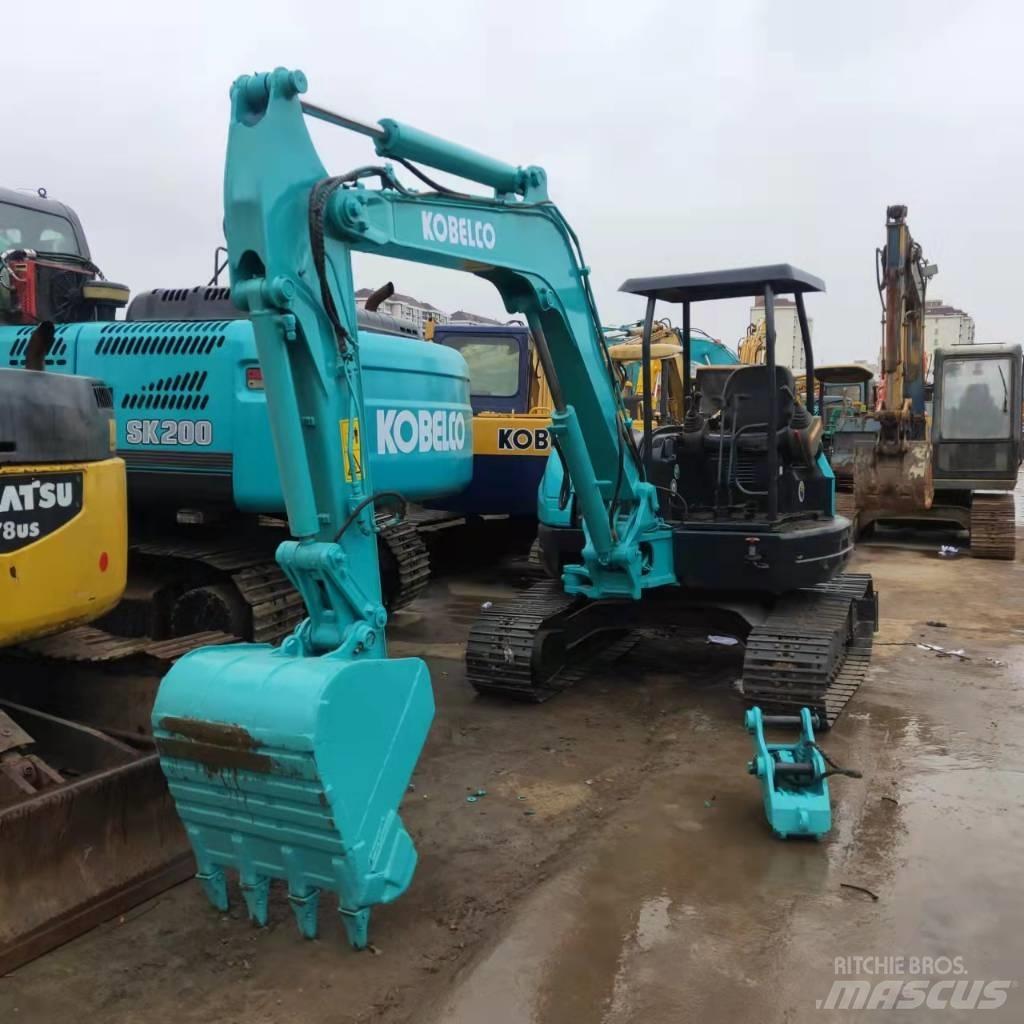 Kobelco SK45SR Mini kotrók < 7t