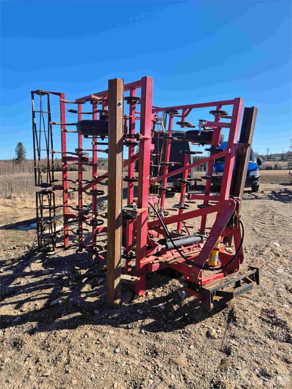 VM 450 S-piikkiäes Borona