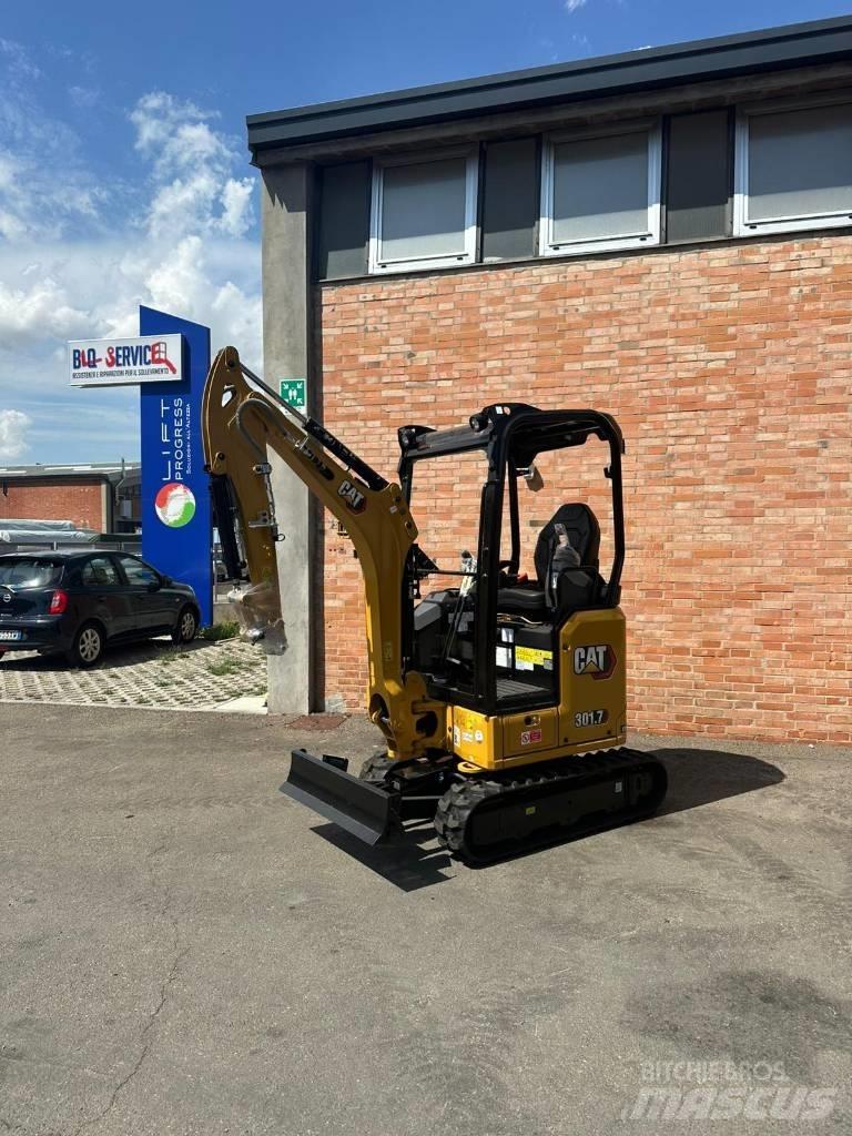 CAT 301.7 CR Közepes (midi) kotrók 7 t - 12 t