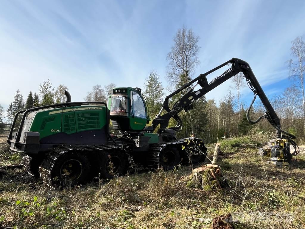 John Deere 1270G 8W Betakarítók