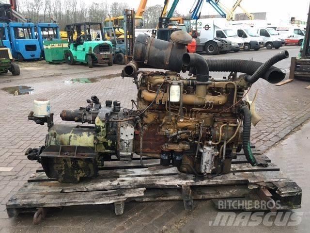 DAF 825 Motorok