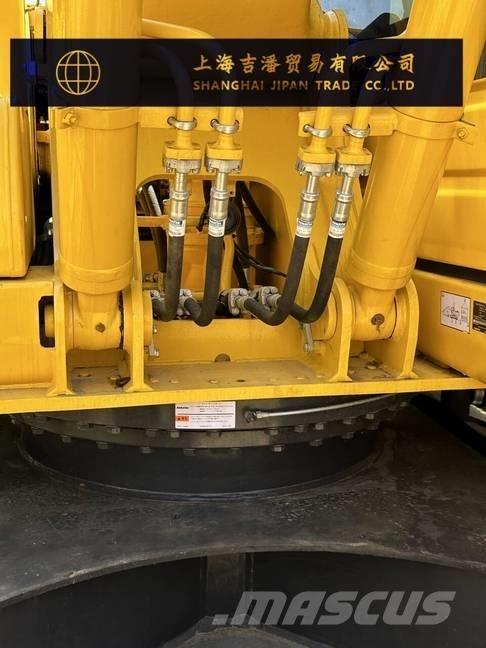 Komatsu PC 220 Lánctalpas kotrók