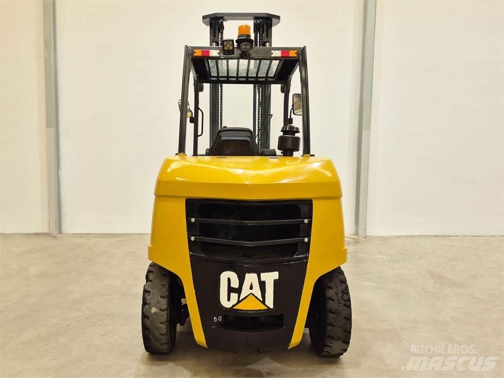 CAT DP50NB Dízel targoncák
