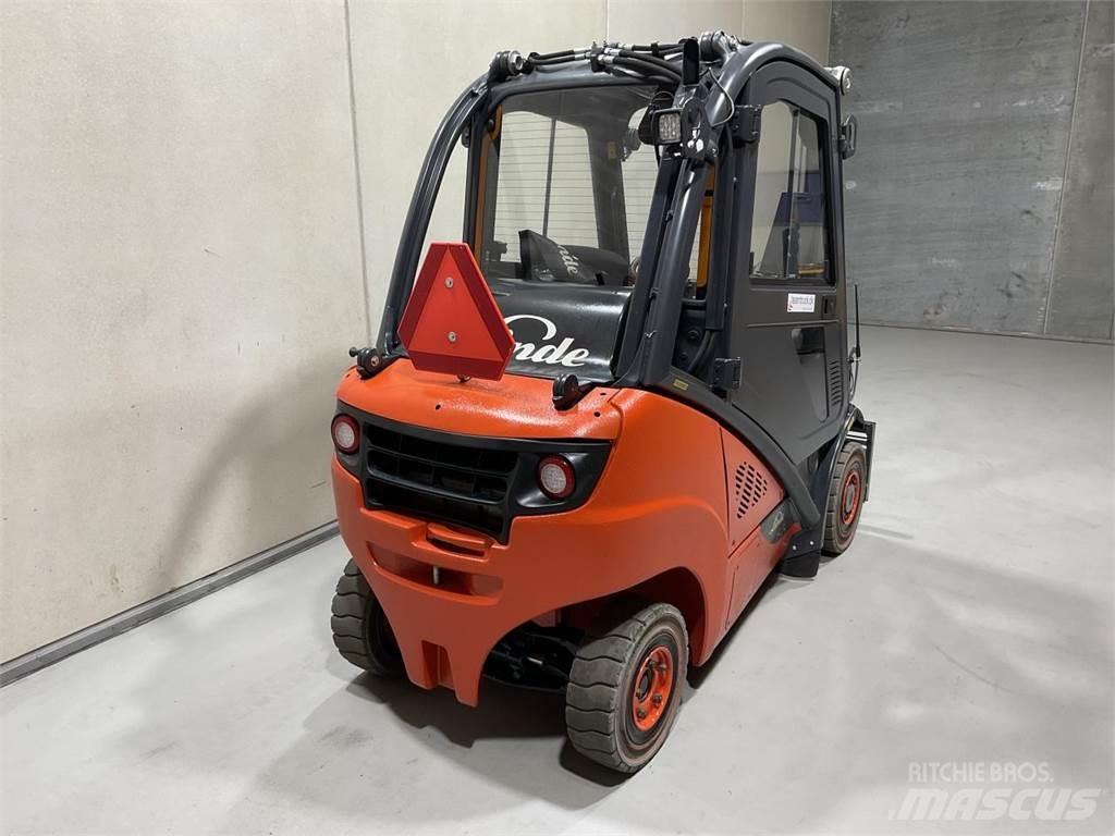 Linde H25T-02 Gázüzemű targoncák