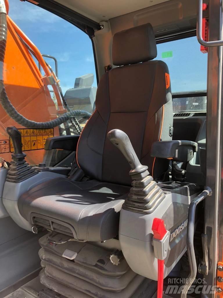 Doosan DX 300 LC-7 Lánctalpas kotrók