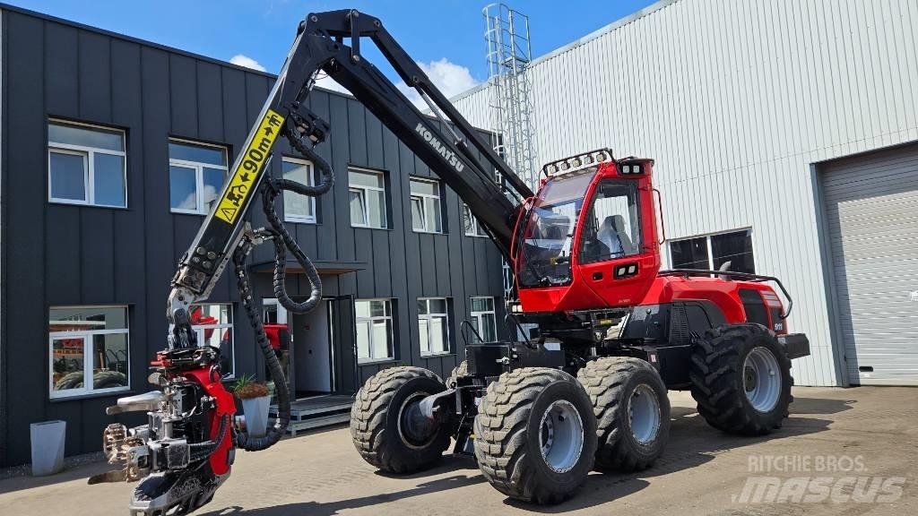Komatsu 911 Betakarítók