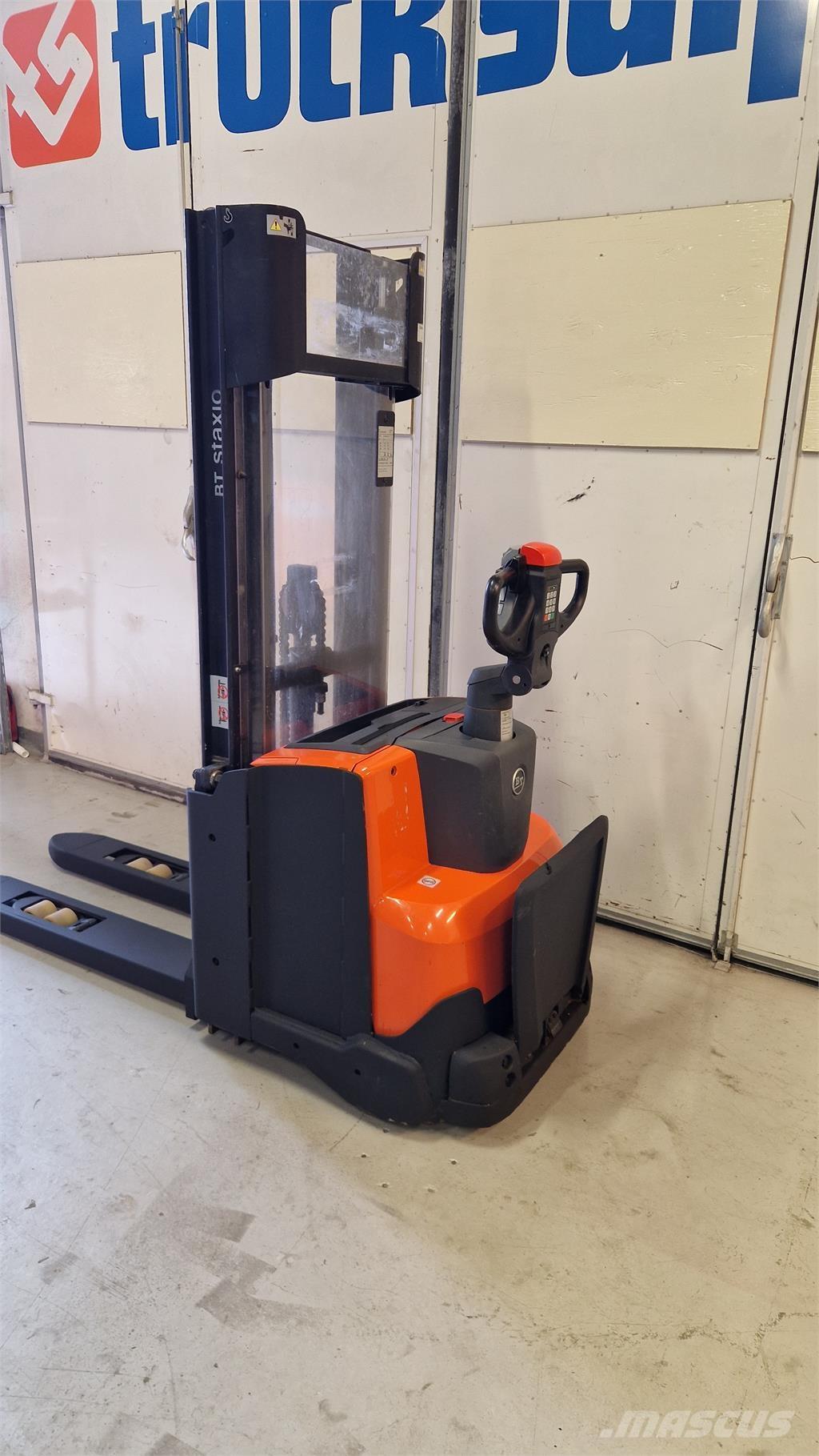 Toyota SWE140L Elektromos gyalogkíséretű targoncák