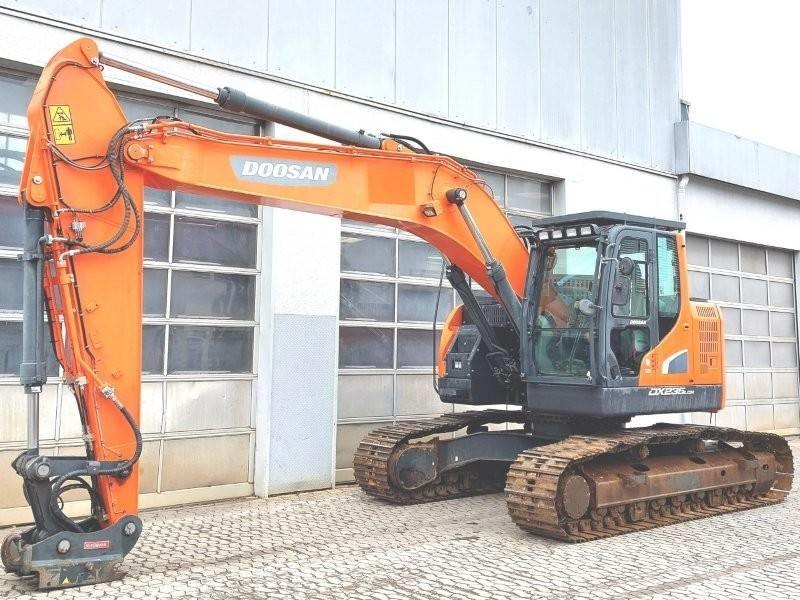 Doosan DX 235 LCR-5 Lánctalpas kotrók
