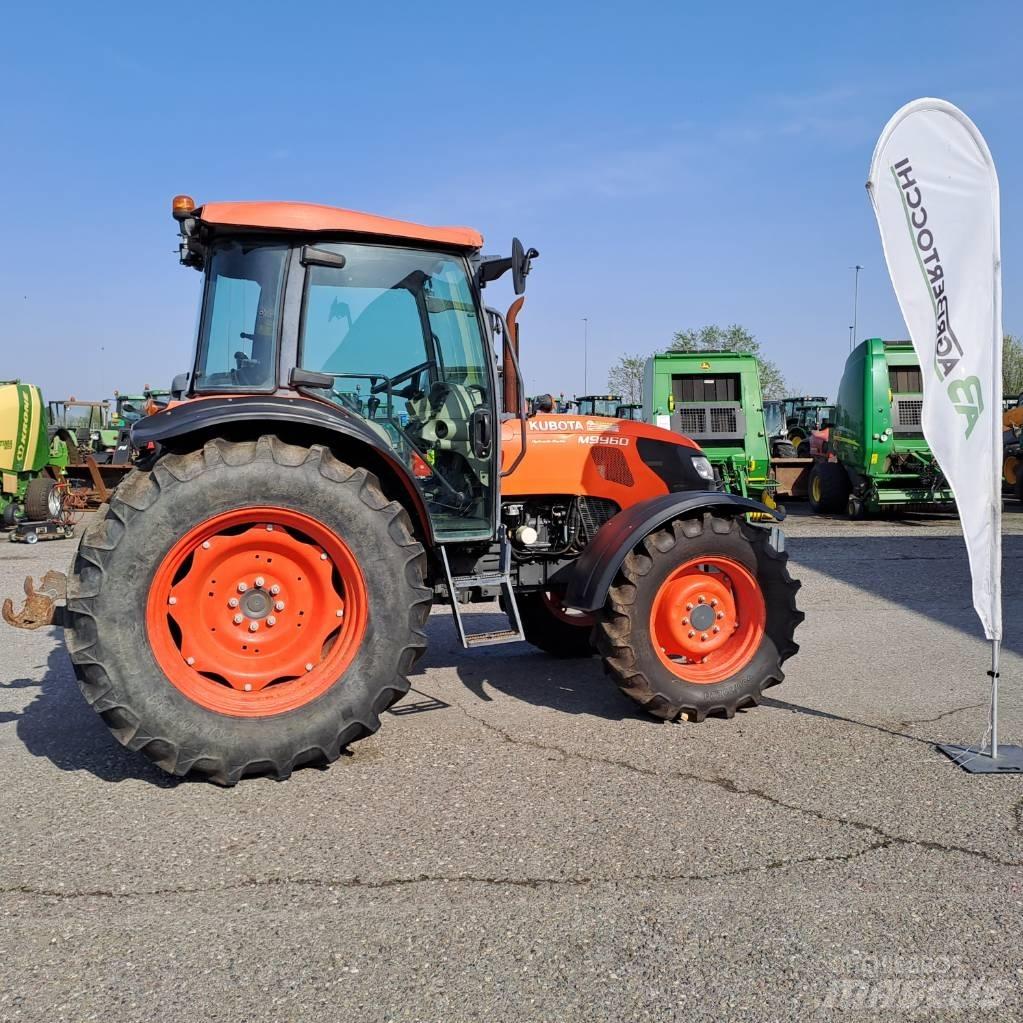 Kubota M 9960 HD Traktorok
