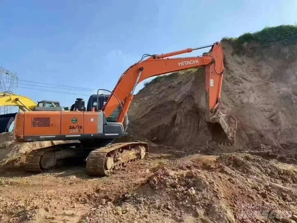 Hitachi ZX240 Lánctalpas kotrók