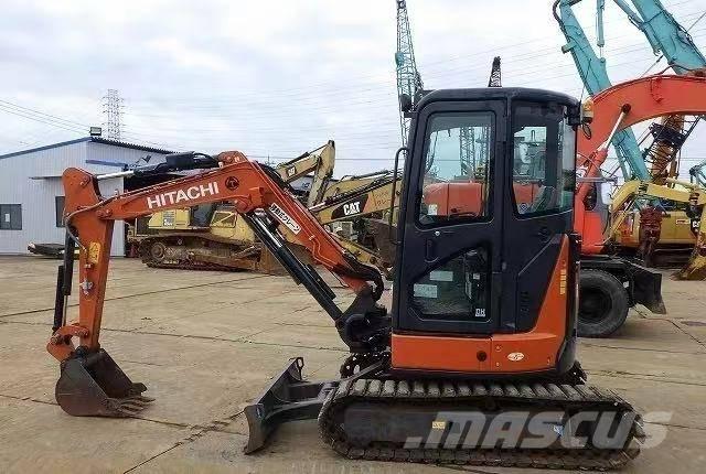 Hitachi 30 Lánctalpas kotrók