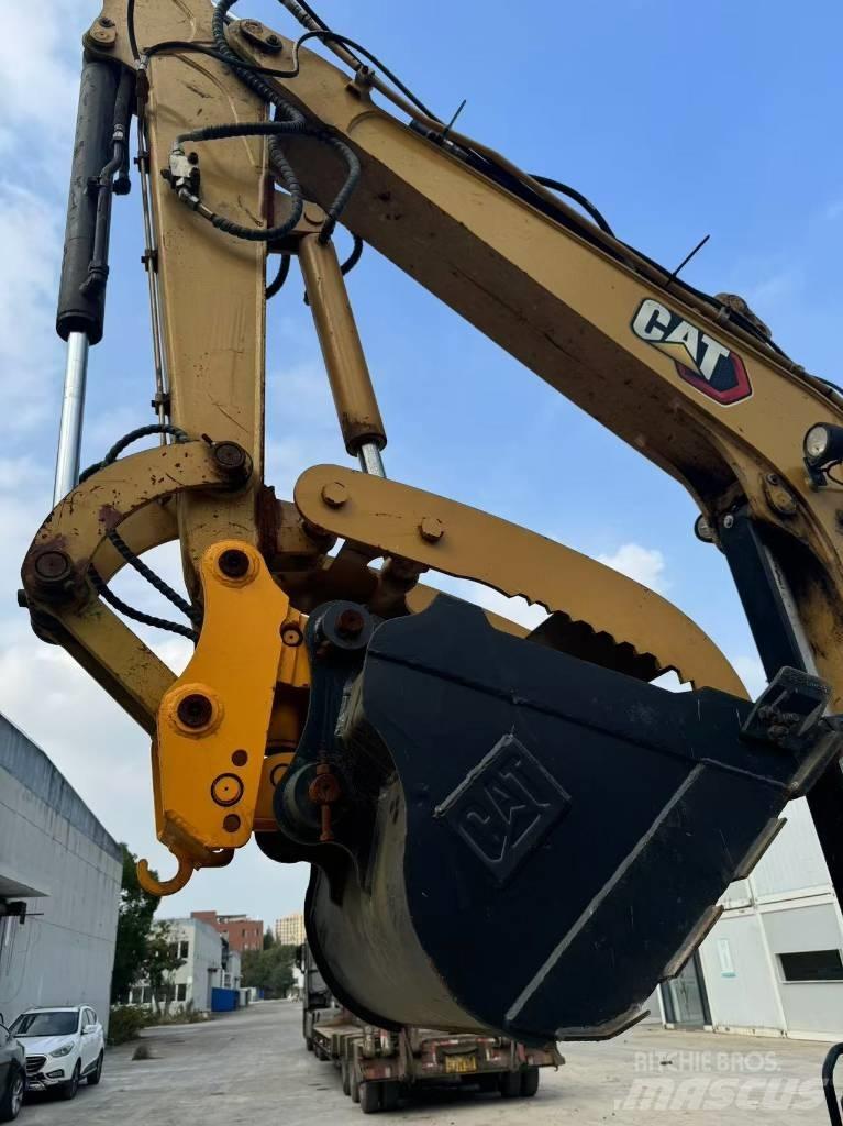 CAT 306 Mini kotrók < 7t