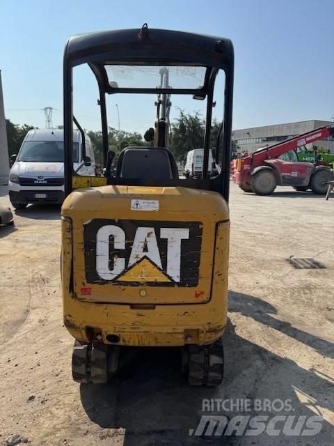 CAT 301.7 D Mini kotrók < 7t