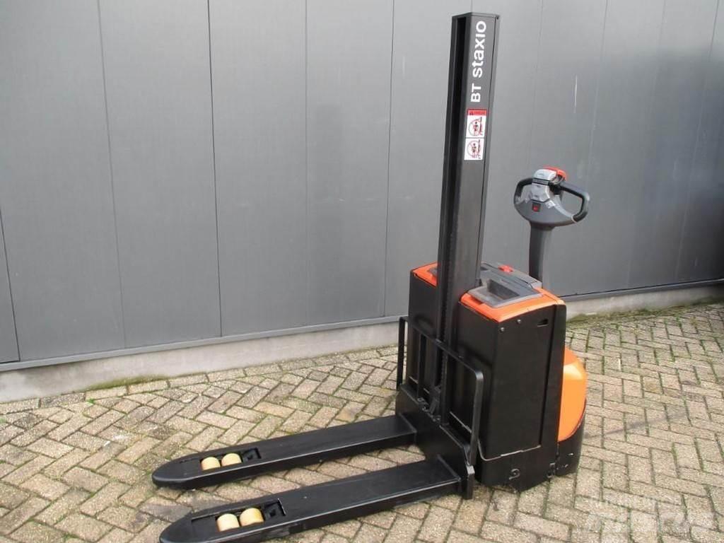BT SWE 080L Gyalogkíséretű targonca
